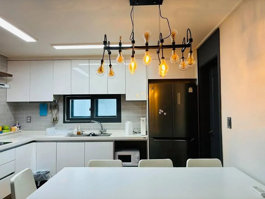 Pier 40 Free Parking Oceanview Kids House Jungle Gym Slide 2Bedroom Busan Zuid-Korea